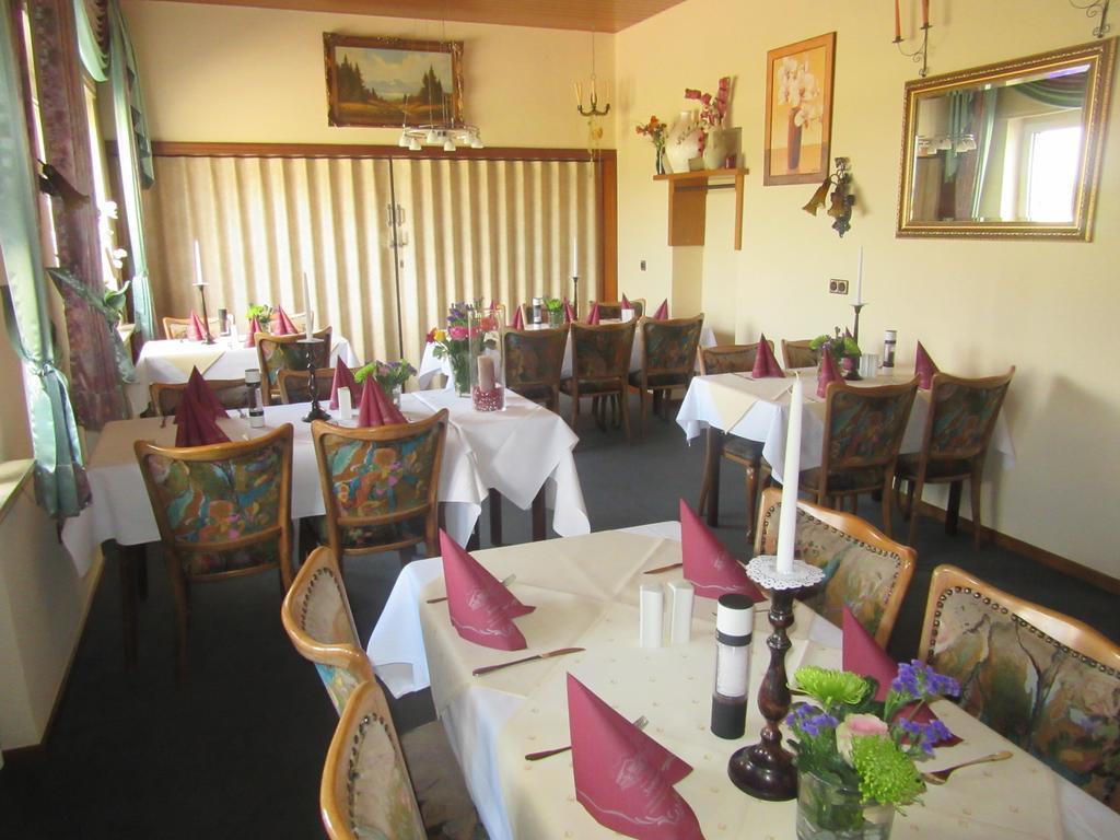 Hotel Restaurant Jonkhans レース エクステリア 写真