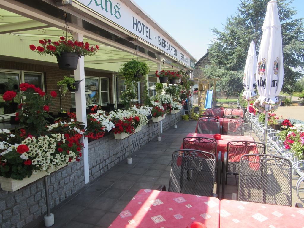 Hotel Restaurant Jonkhans レース エクステリア 写真