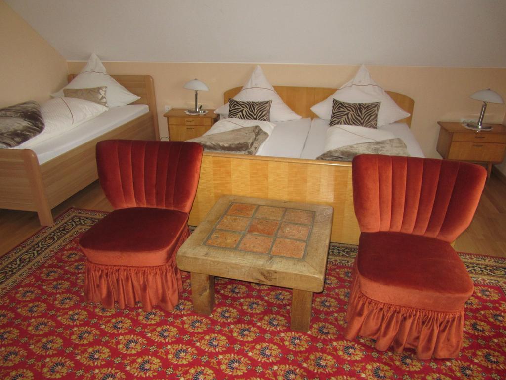Hotel Restaurant Jonkhans レース エクステリア 写真